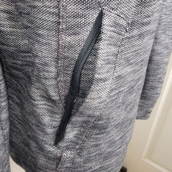 T by Talbots Heathered Gray Full Zip Knit Jacket Medium - Picture 3 of 8